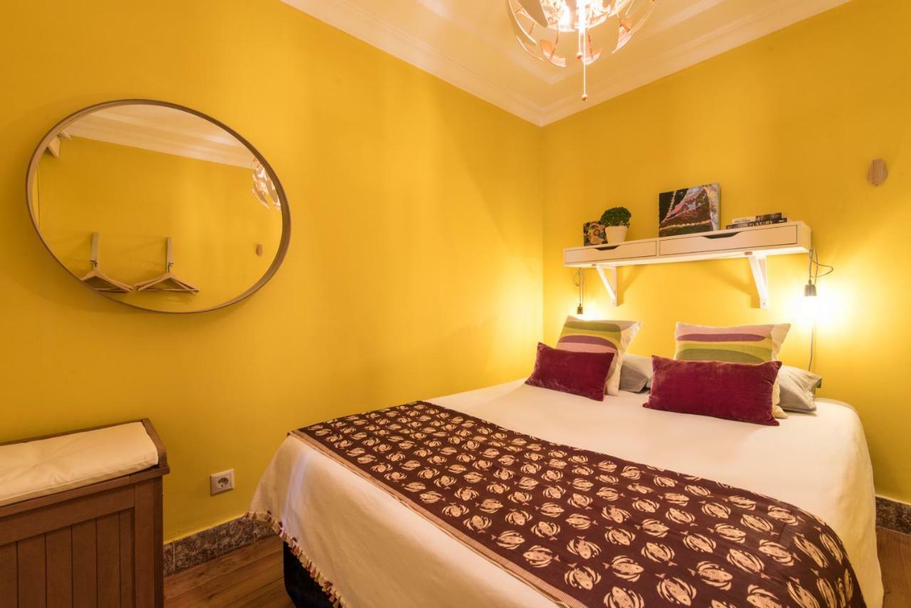 Cozy Apartment In Historic Center Lisbon Exterior photo